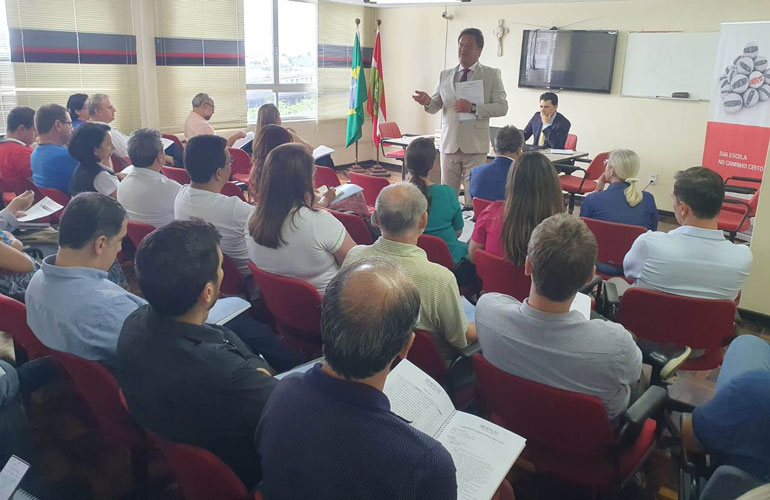 Escolas reunidas no Sindicato